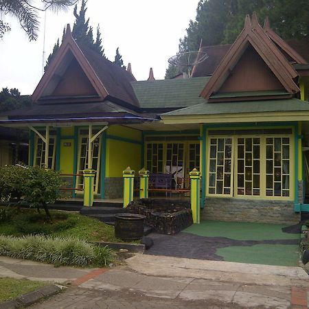 Villa Kota Bunga Blok M ชิปานาส ภายนอก รูปภาพ