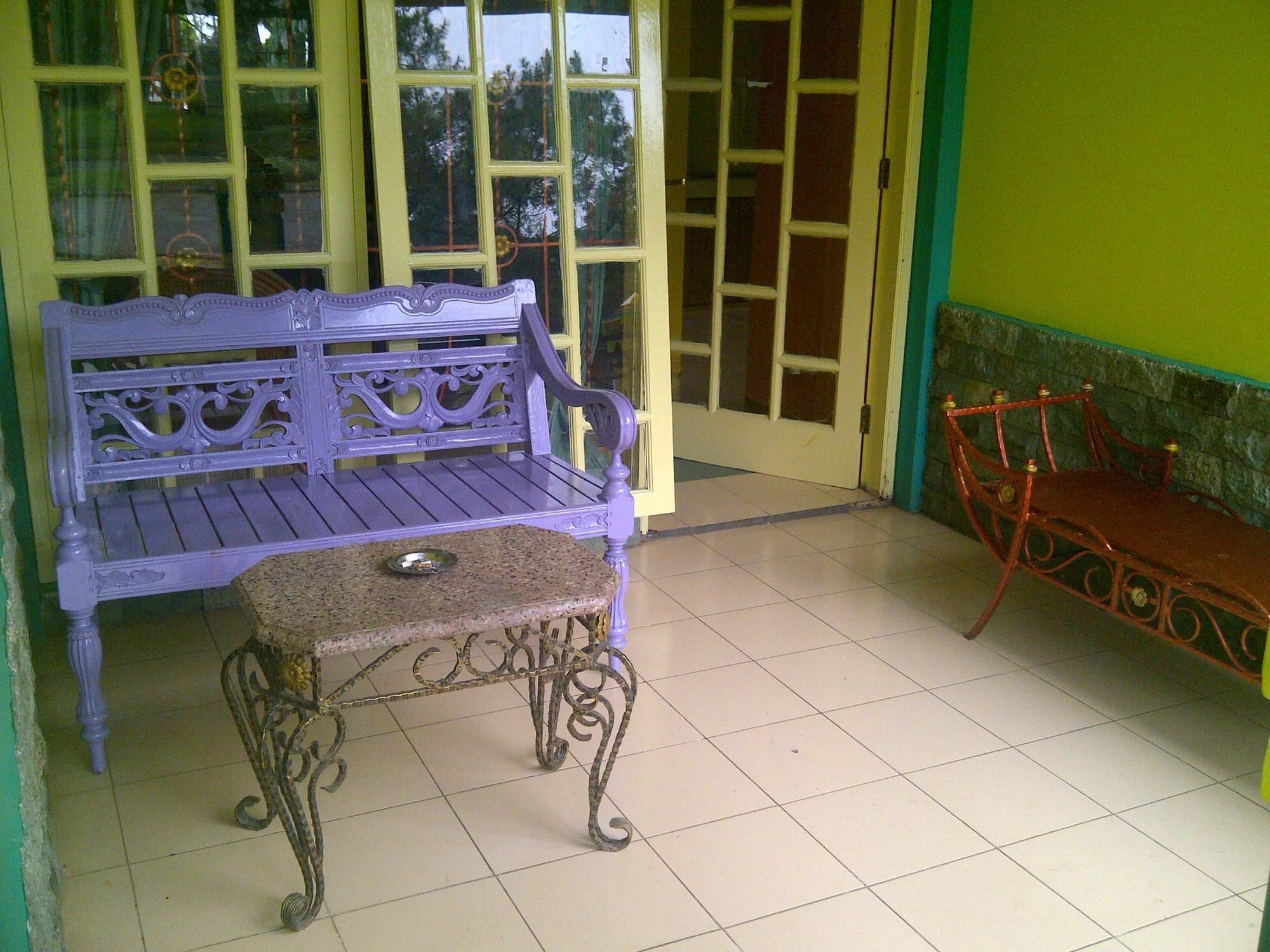 Villa Kota Bunga Blok M ชิปานาส ภายนอก รูปภาพ